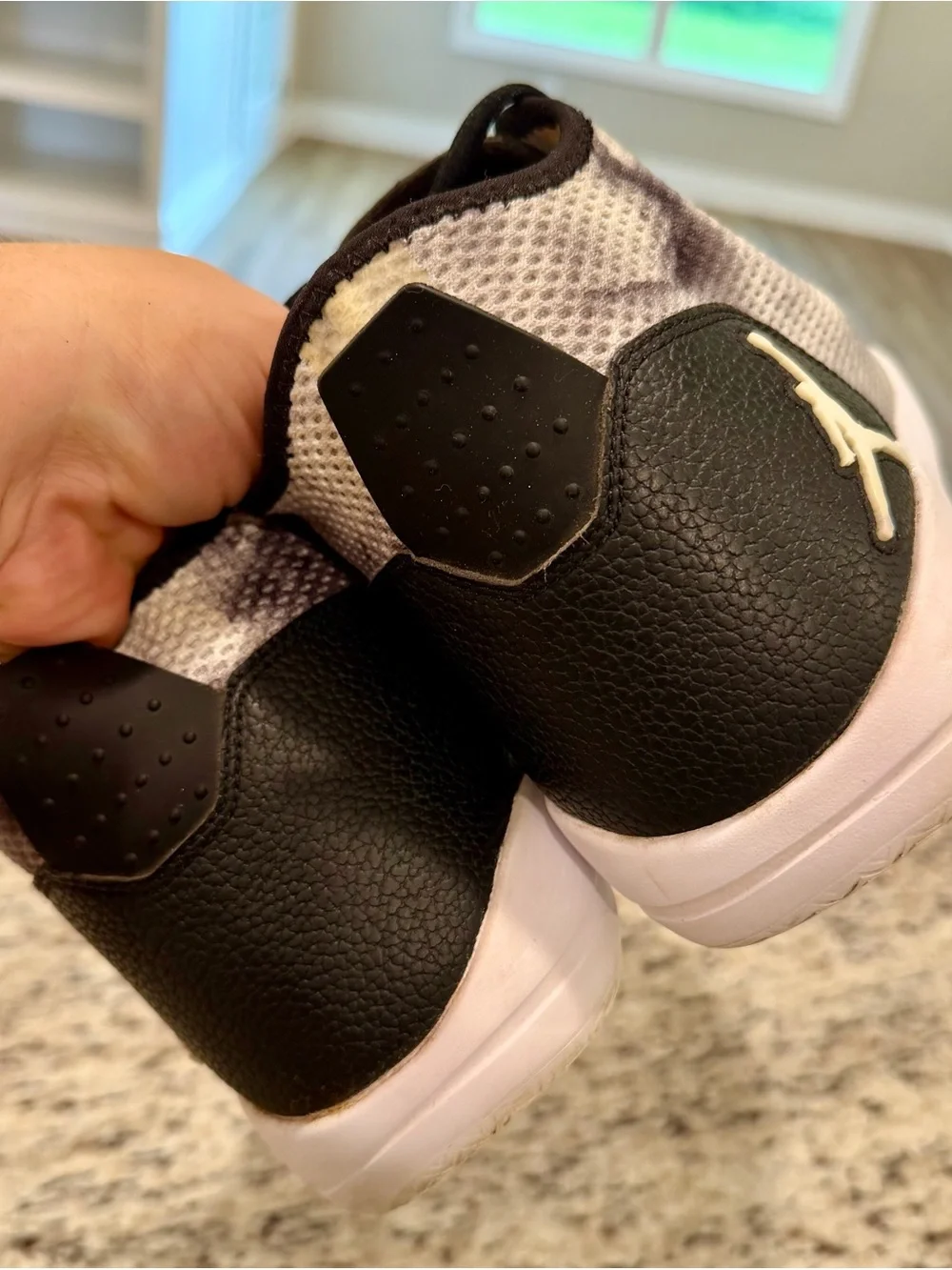 Nike Air Jordan Reveal Black White Basketball Shoes Mens Size 13 834229-011